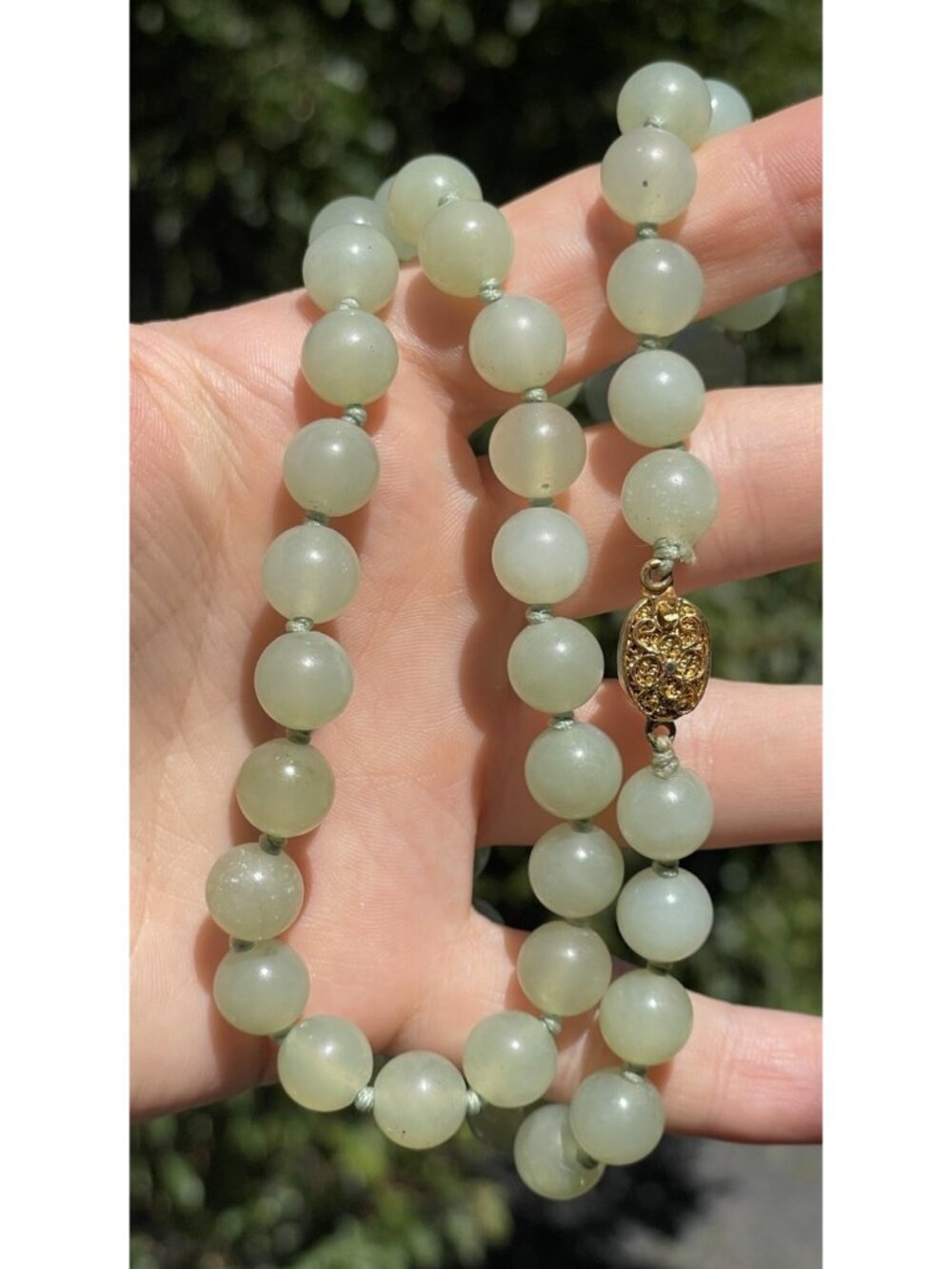Mid-Century Vintage Chinese Export Necklace "New Jade" Serpentine Bowenite
